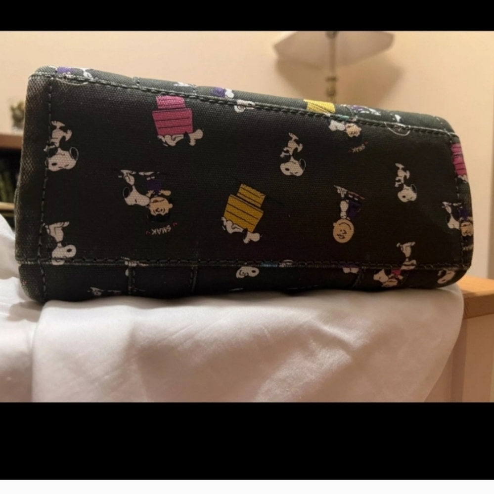 🔥LAST CHANCE 🔥PRICE DROP Marc Jacobs Tote Bag with Snoopy Print - Picture 4 of 8